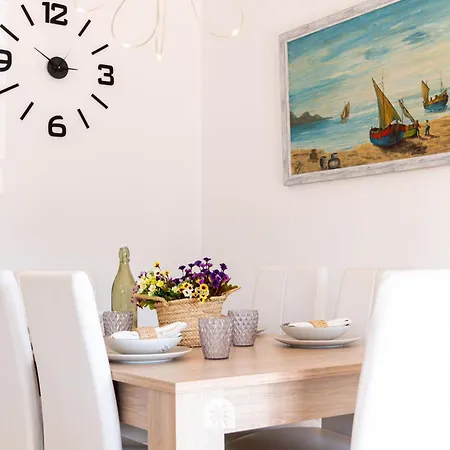 Mediterranean Way - Regueral Apartman